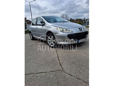 Peugeot 307 1.6HDI Restyling