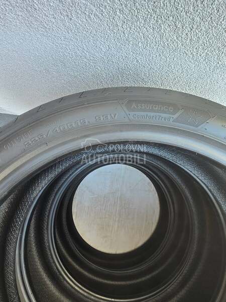 Goodyear 225/40 R19 Letnja