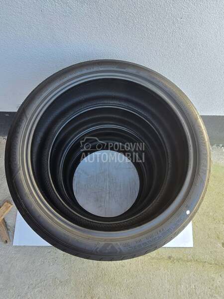 Goodyear 225/40 R19 Letnja