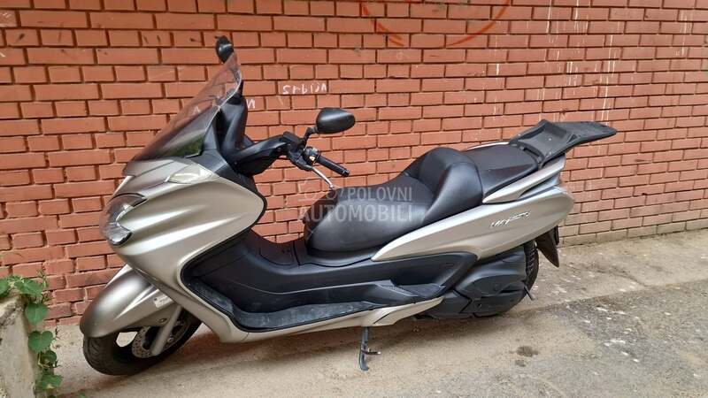 Yamaha Majesty