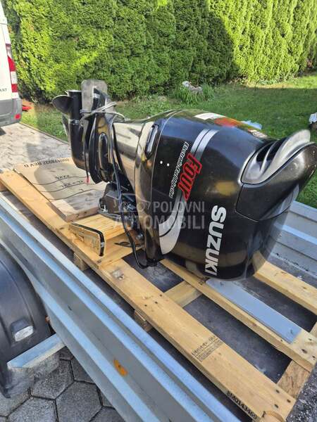 Suzuki DF140ks Vanbrodski motor