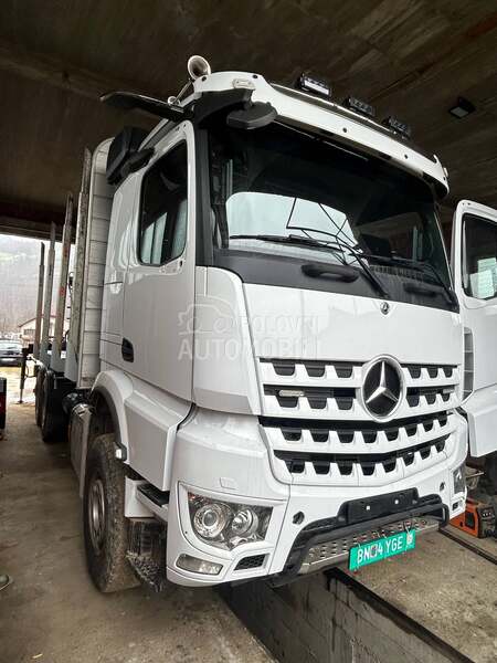 Mercedes Benz Arocs 3358 6x4