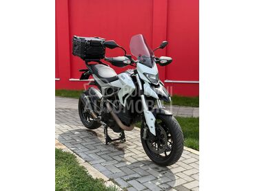 Ducati Hyperstrada 821 DESMO