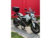 Ducati Hyperstrada 821 DESMO