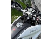 Ducati Hyperstrada 821 DESMO
