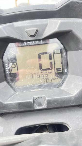 Can-Am OUTLANDER 1000