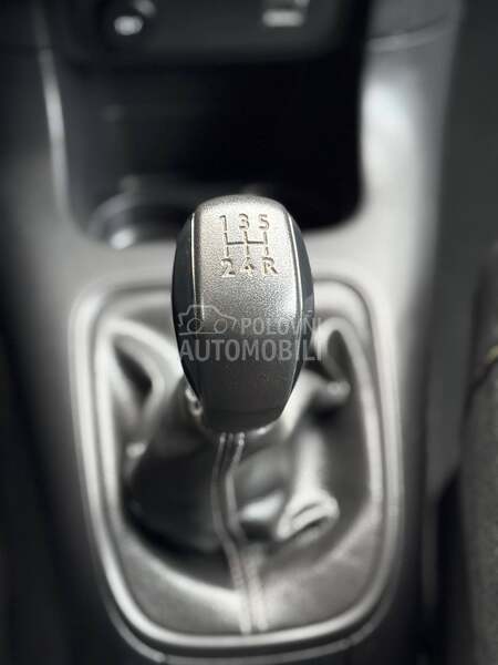 Citroen C3 1.2 LED/NAV/RESTYLE