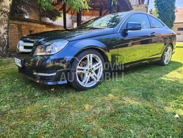 Mercedes Benz C 220 CDI AMG