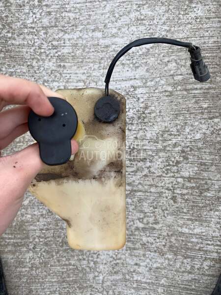 Rezervoar za ulje 2T