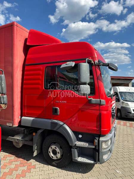MAN TGL 8.220