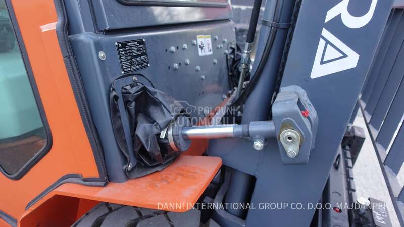 viljuškar na plin 3.5T