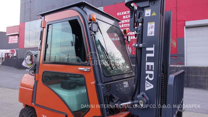 viljuškar na plin 3.5T