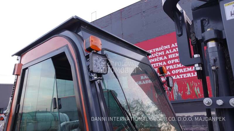 viljuškar na plin 3.5T