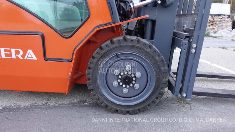 viljuškar na plin 3.5T