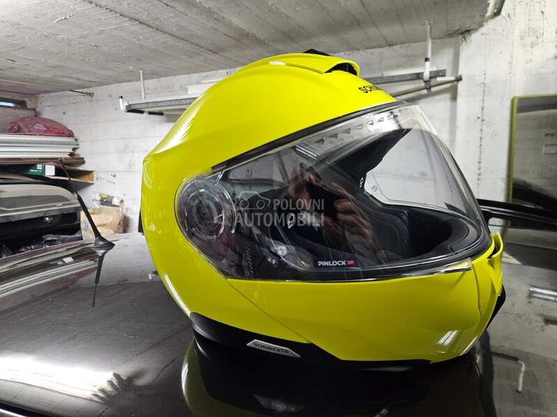 Schuberth C5