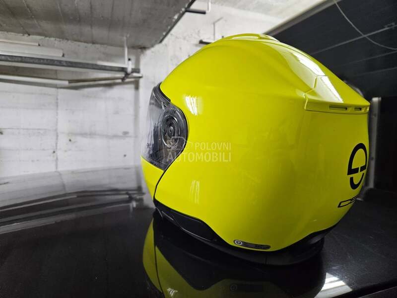 Schuberth C5