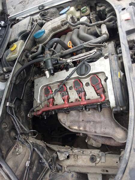 Audi A6 2002. god. -  kompletan auto u delovima