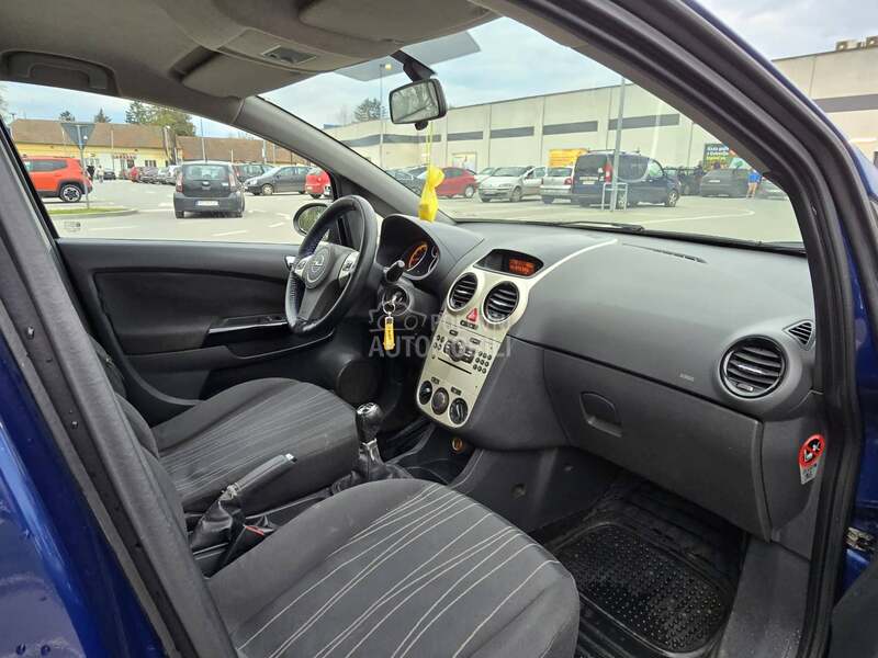Opel Corsa D 
