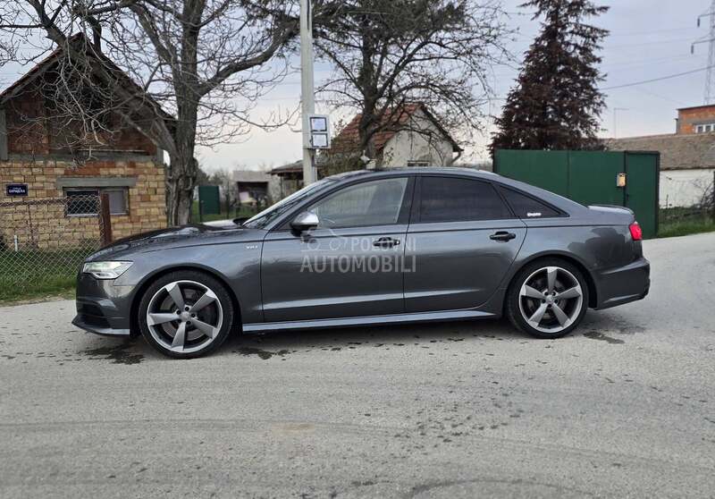 Audi S6 