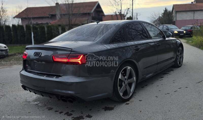 Audi S6 