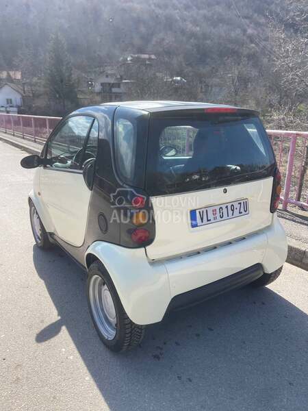 Smart ForTwo 
