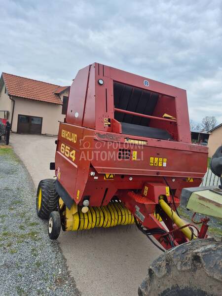 New Holland 654