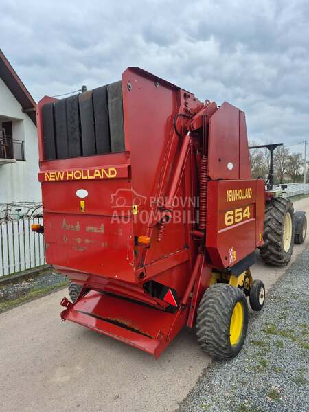 New Holland 654
