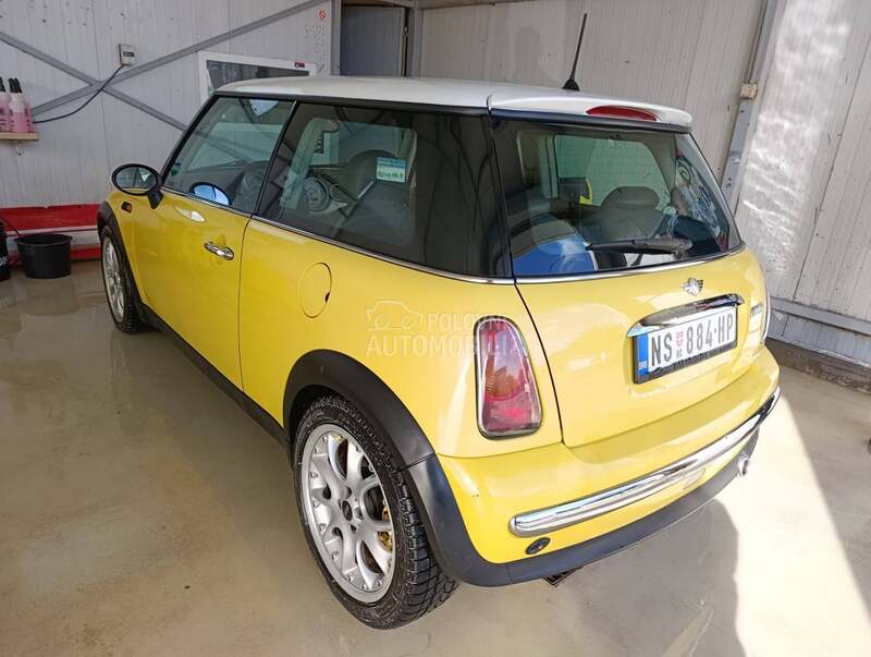 MINI Cooper 