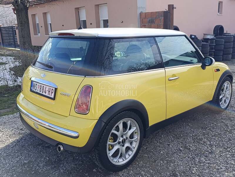 MINI Cooper 