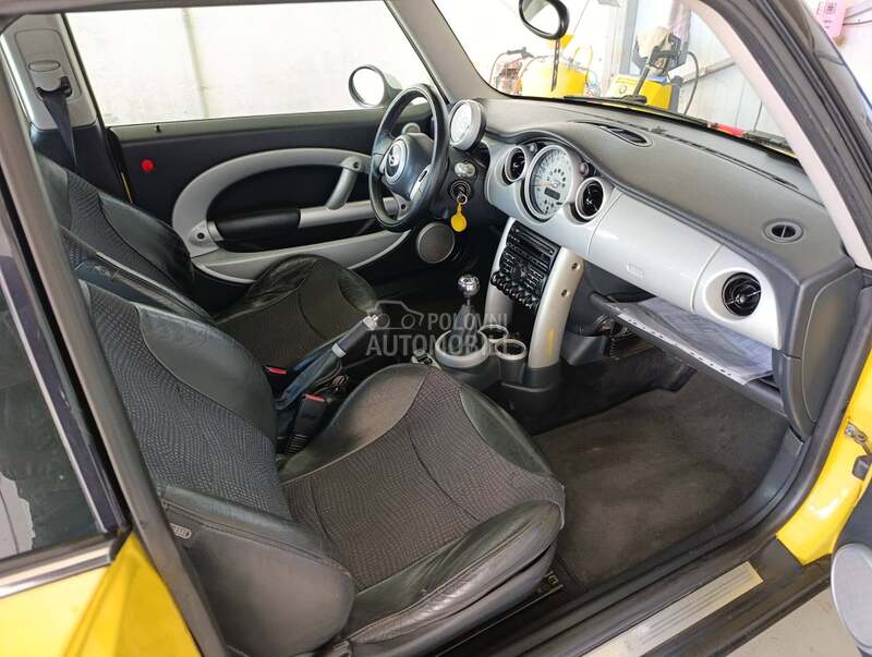 MINI Cooper 
