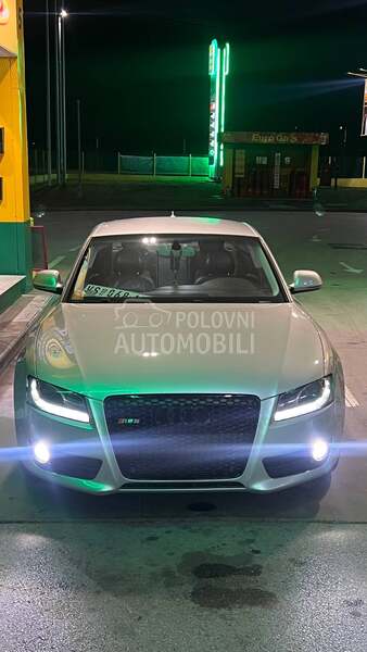Audi A5 2.7
