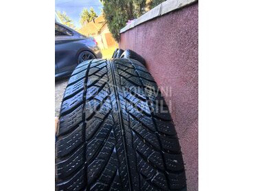 Goodyear 205/50 R17 Zimska