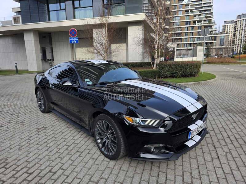 Ford Mustang 