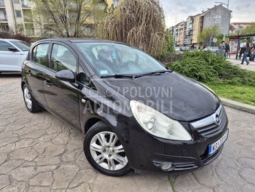 Opel Corsa D 1.2 COSMO