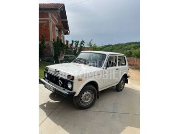Lada Niva 1.7