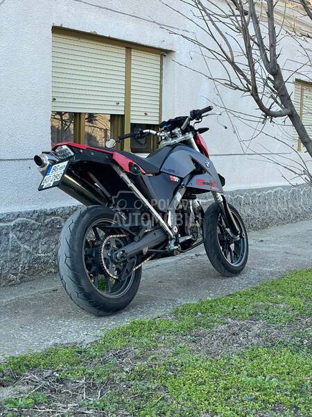 BMW G650X moto