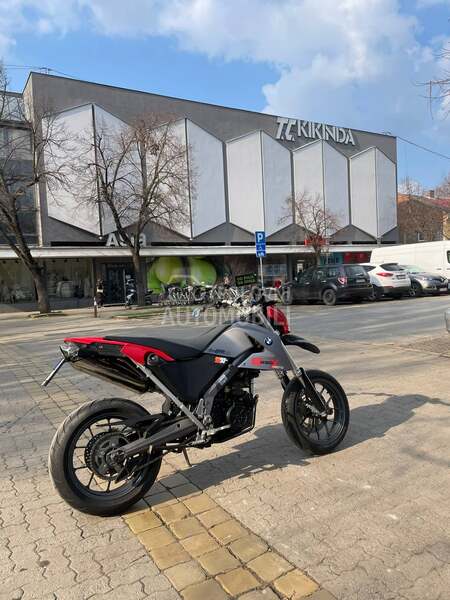 BMW G650X moto
