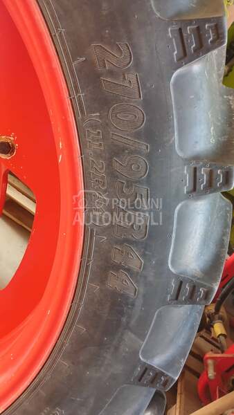 Claas BKT AGRI MAX RT955