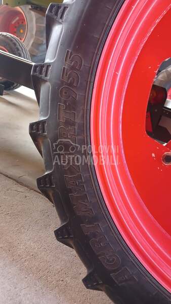 Claas BKT AGRI MAX RT955