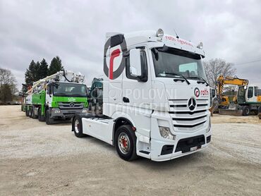 Mercedes Benz 1843 swisstruck