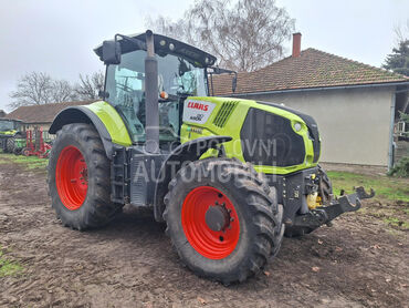Claas Axion 810