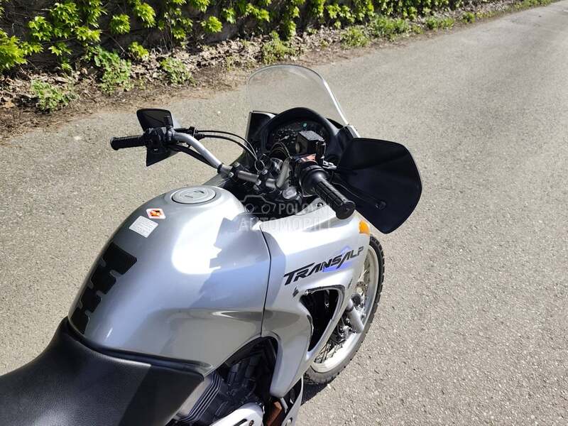Honda Transalp 650