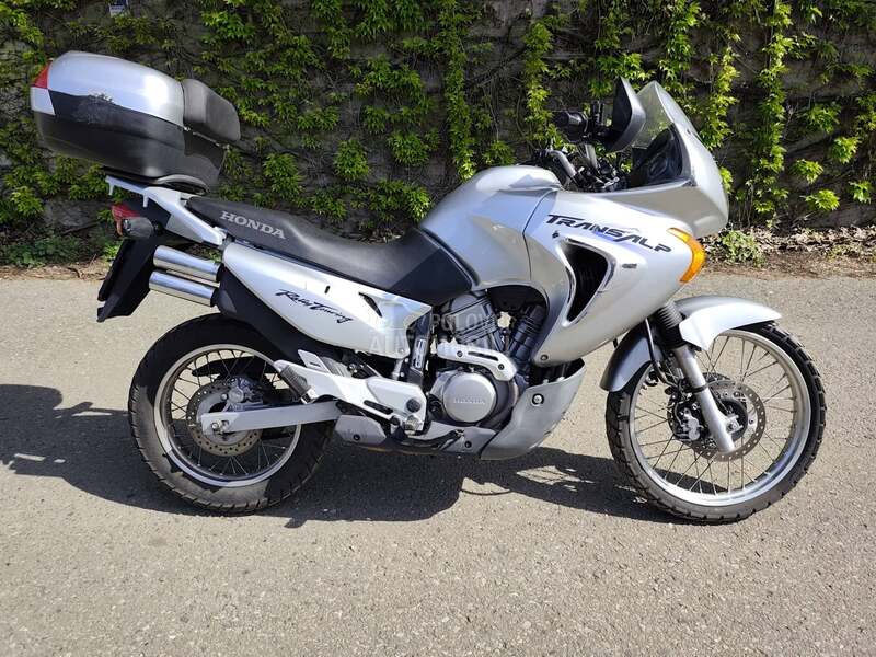 Honda Transalp 650