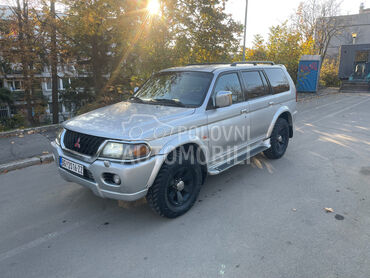 Mitsubishi Pajero Sport GLS