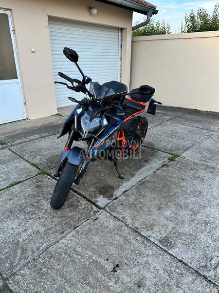 KTM Duke 390
