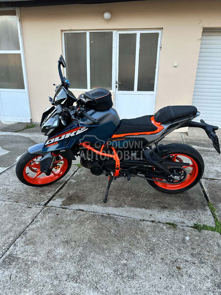 KTM Duke 390
