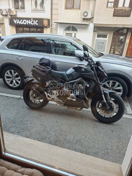 Yamaha Mt09