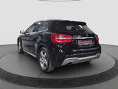 Mercedes Benz GLA 180 AUTO/T0P