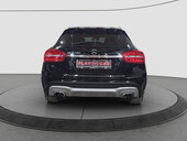 Mercedes Benz GLA 180 AUTO/T0P
