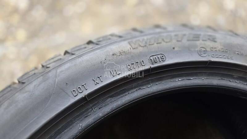 Pirelli 255/40 R19 Zimska